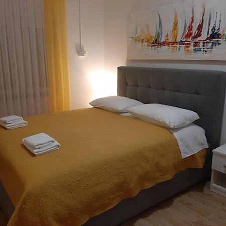 Guest House Renata Zára Kültér fotó