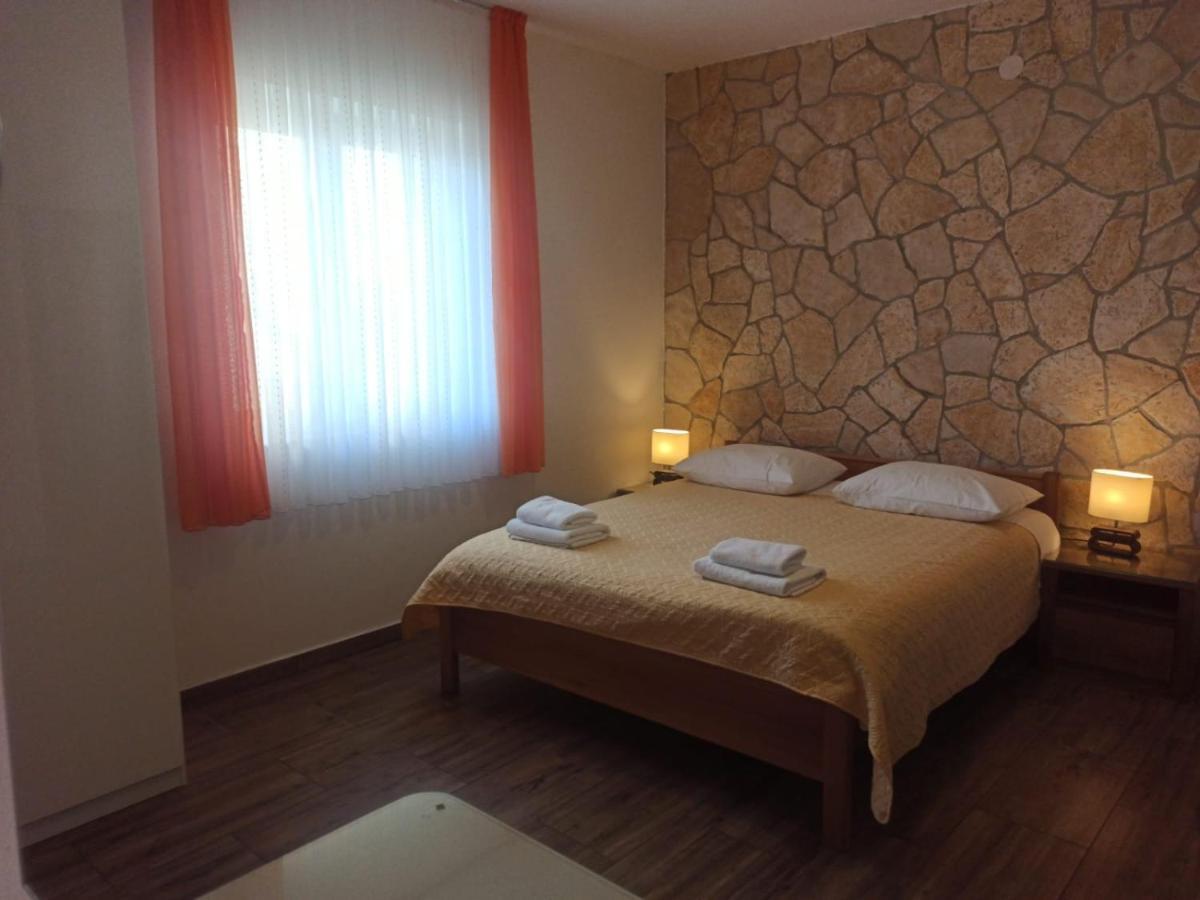 Guest House Renata Zára Kültér fotó