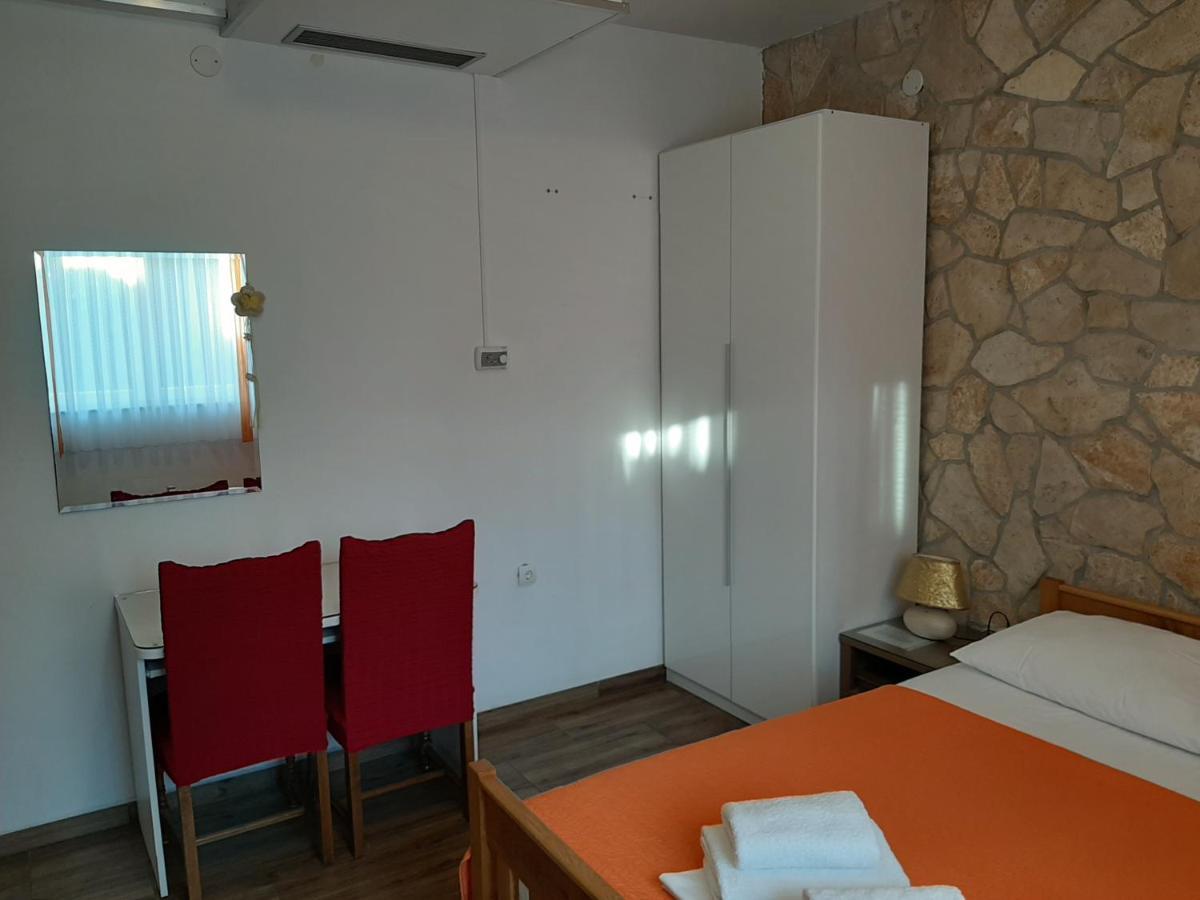 Guest House Renata Zára Kültér fotó