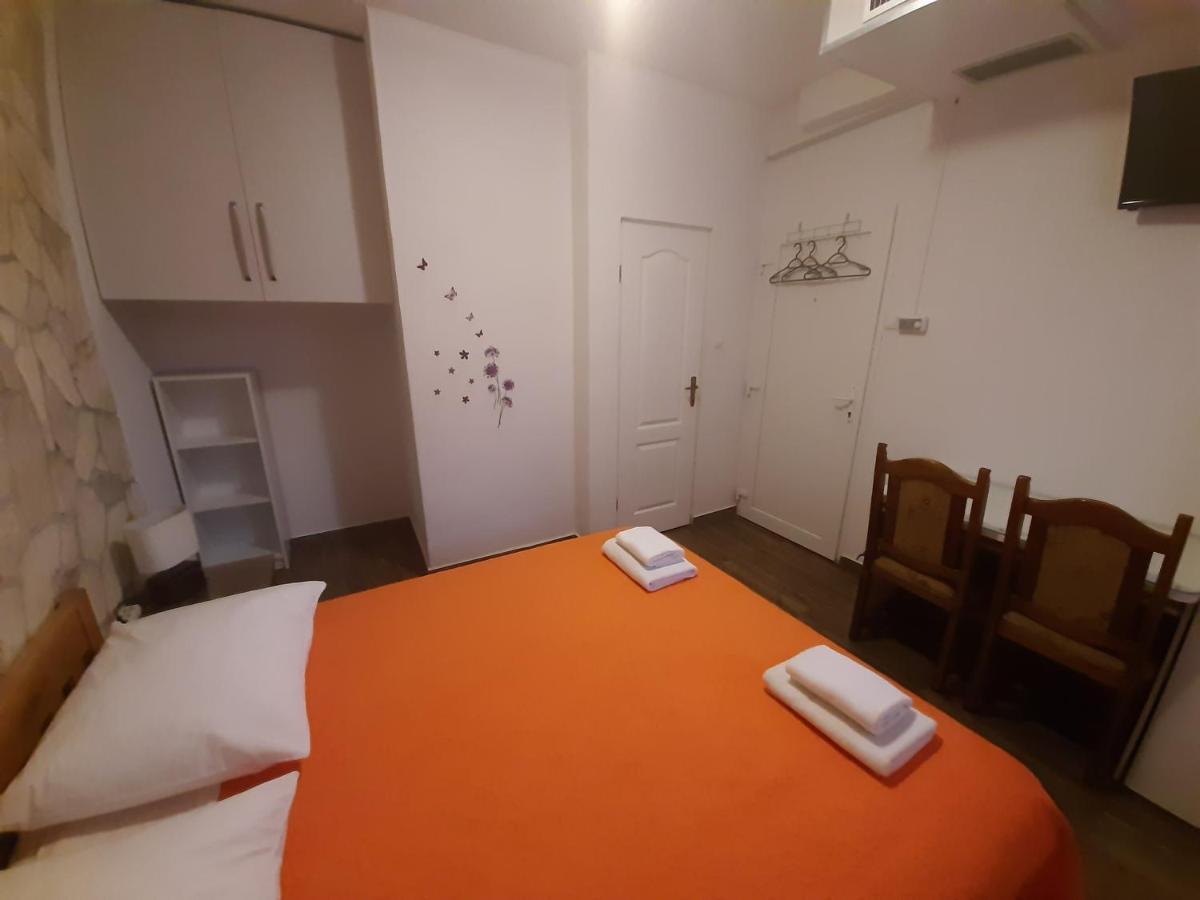 Guest House Renata Zára Kültér fotó