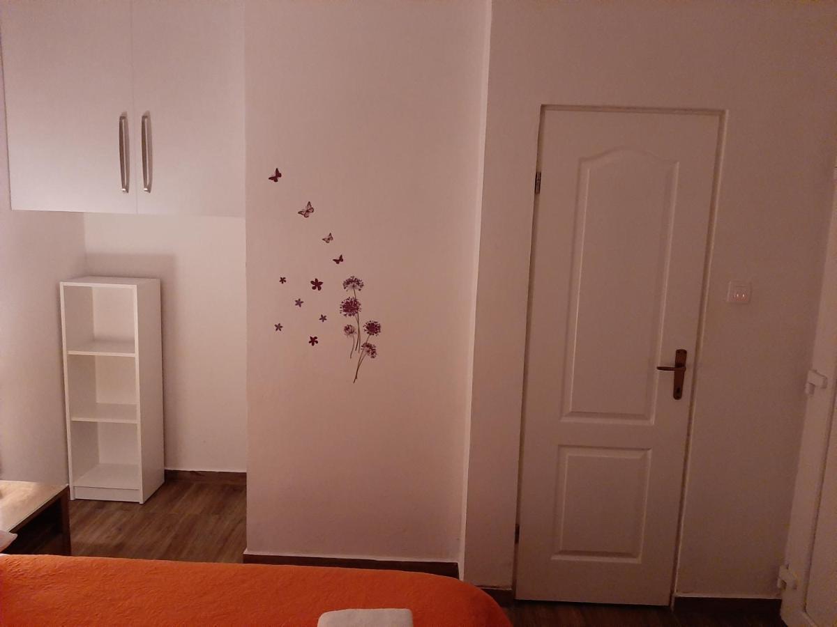 Guest House Renata Zára Kültér fotó