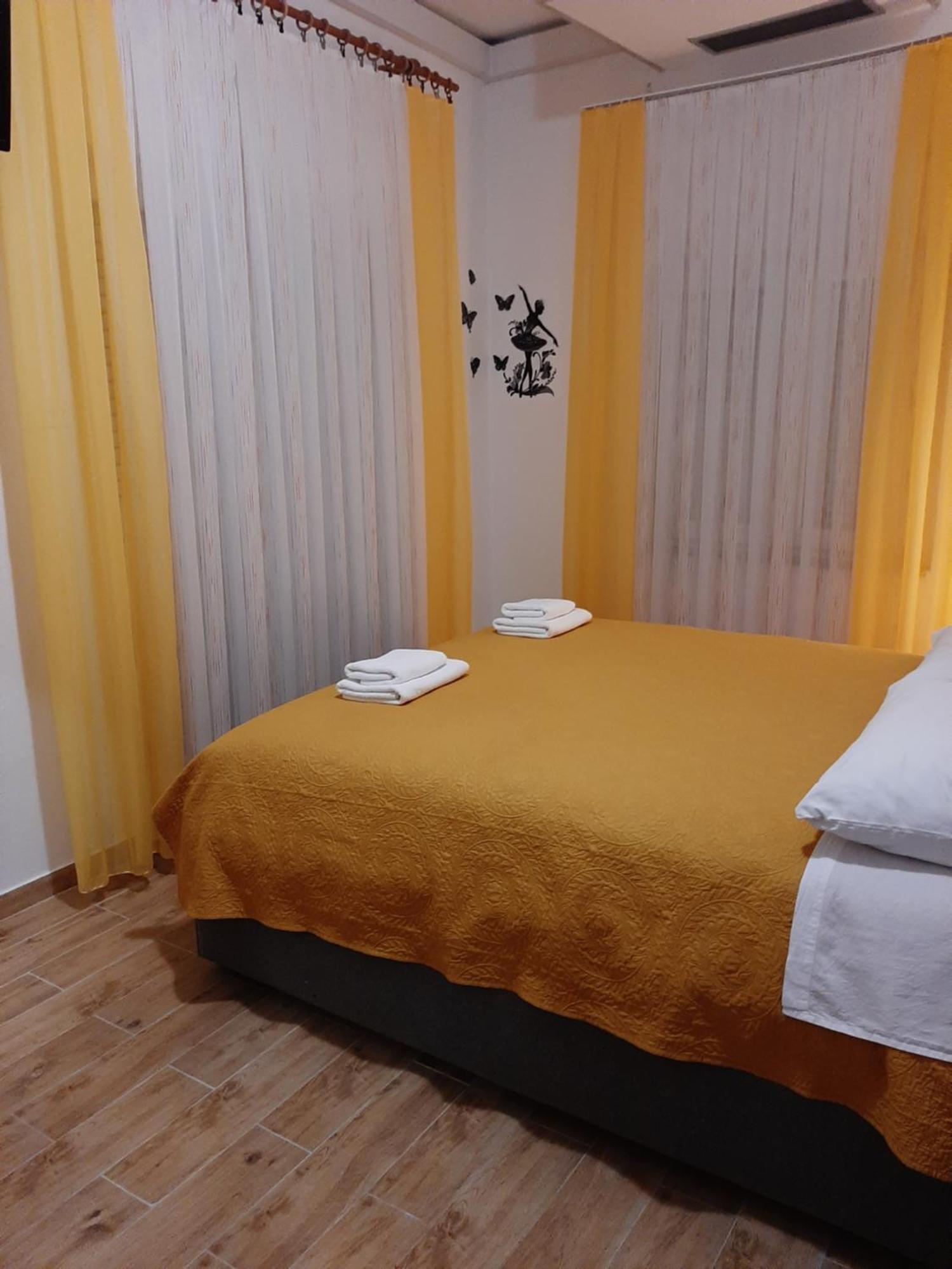Guest House Renata Zára Szoba fotó