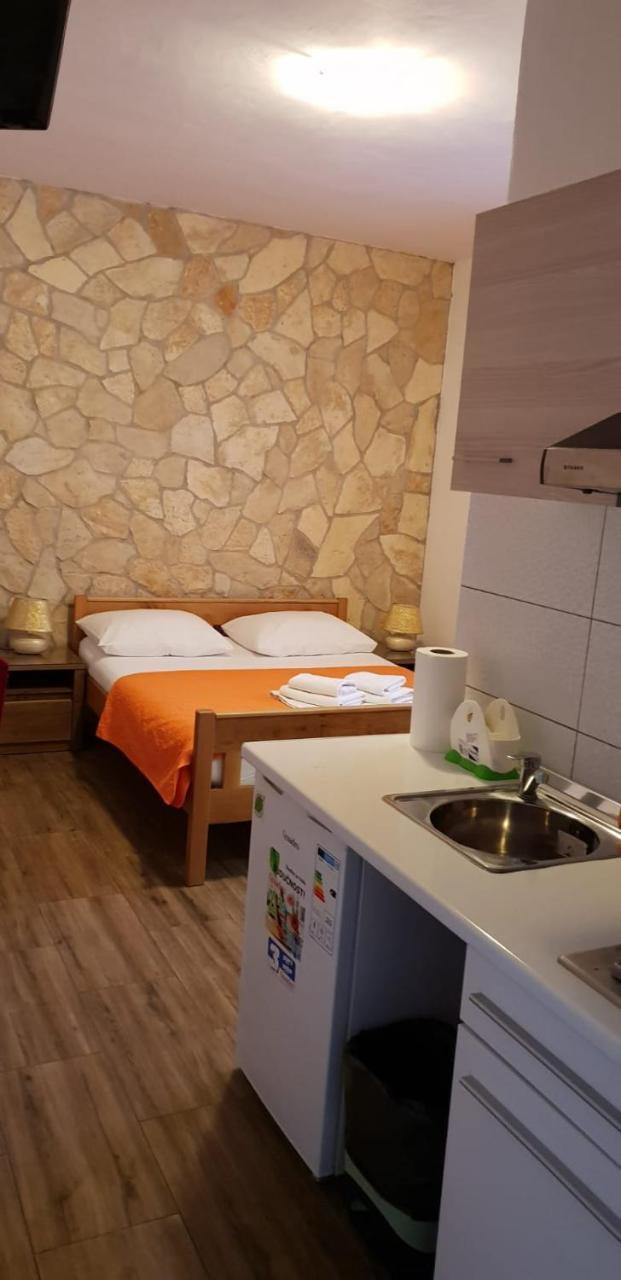 Guest House Renata Zára Kültér fotó